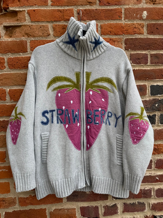 High neck strawberry sweater(XL)