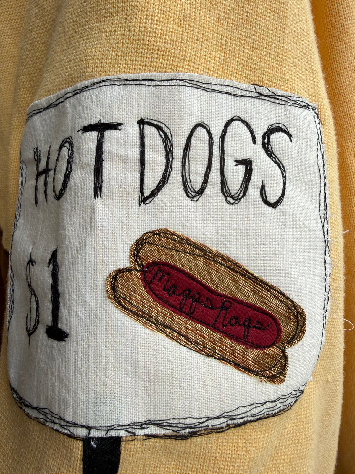 Dachshund selling hotdogs sweater(XL)