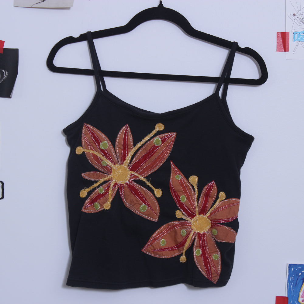 
                      
                        Double flower tank(small)
                      
                    