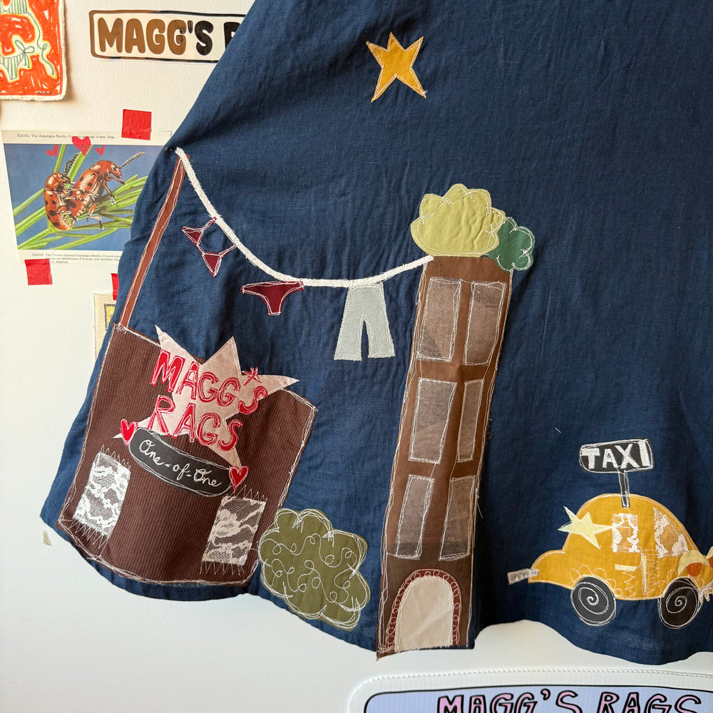 
                      
                        365° cityscape skirt/dress(XS)k
                      
                    