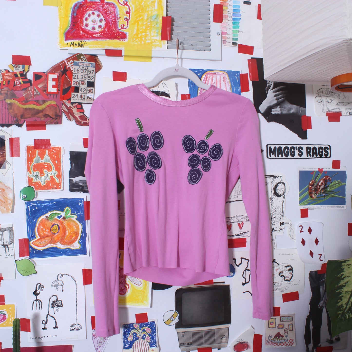 Grape(•)(•)’s longsleeve(S/M)
