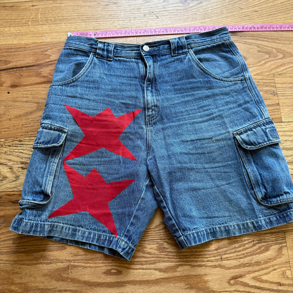 STAR SHORTS(32)