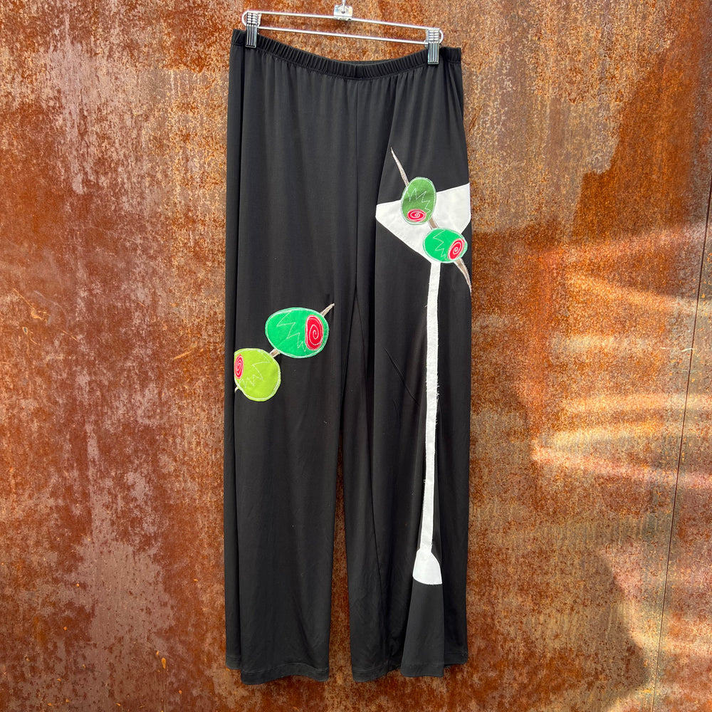 
                      
                        Martini trousers(M/L)
                      
                    