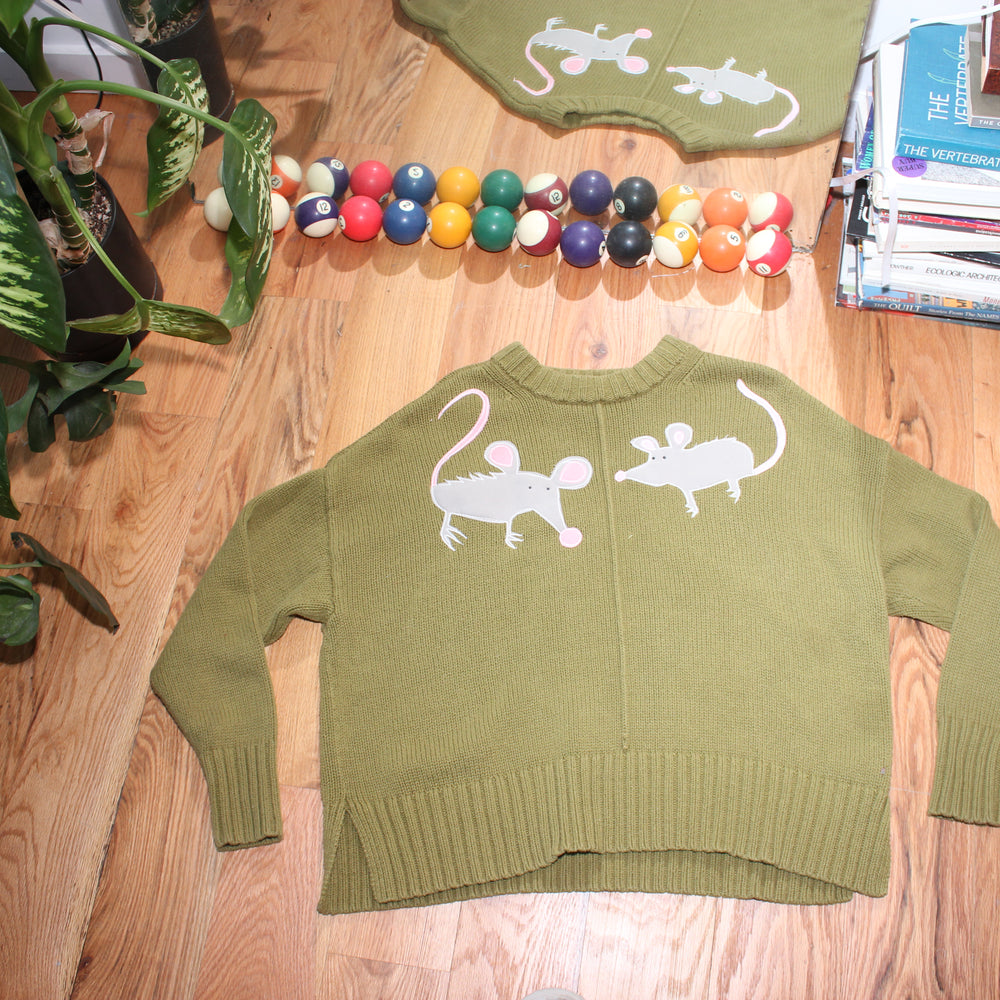 Double rat sweater(medium)