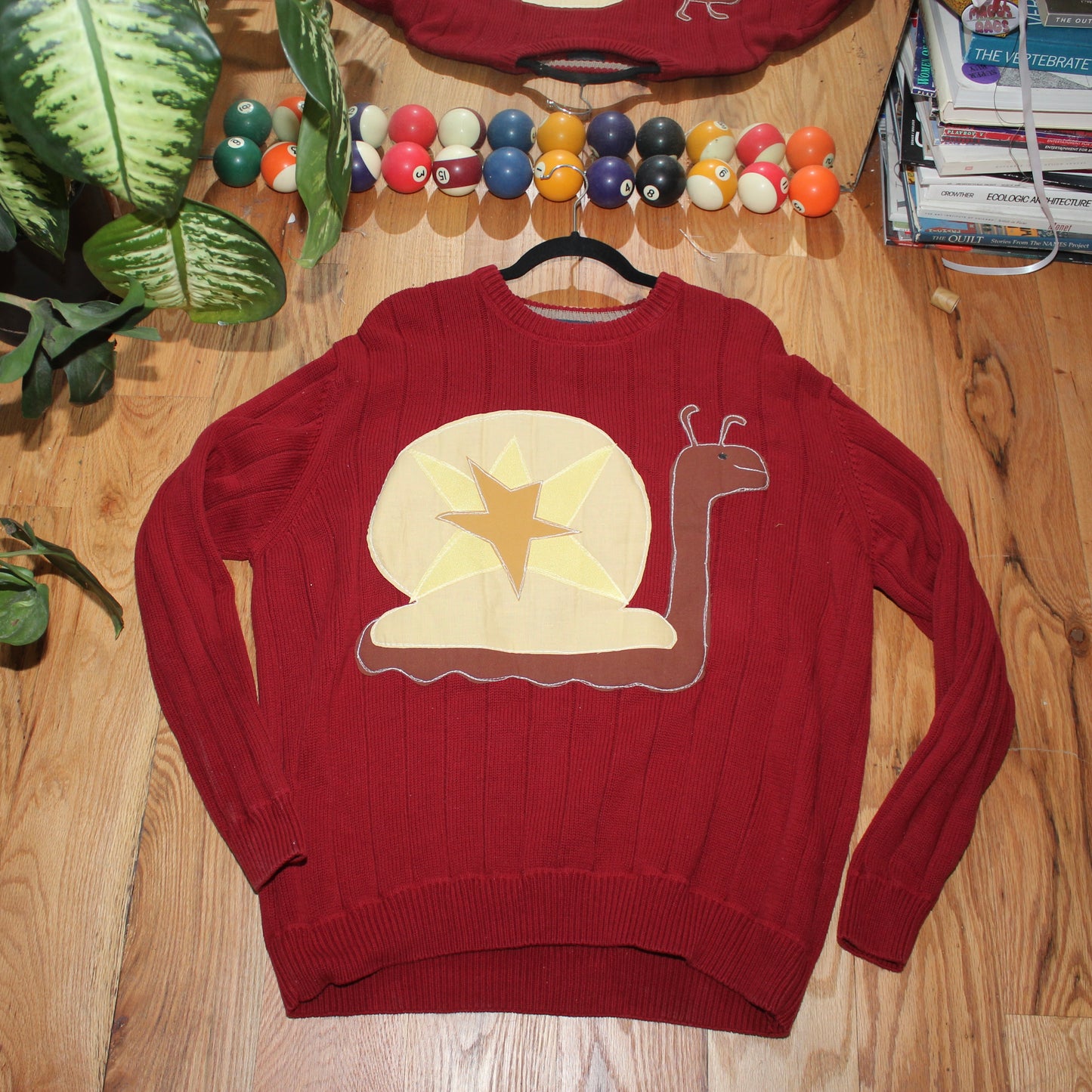 Mega snail sweater(XL)