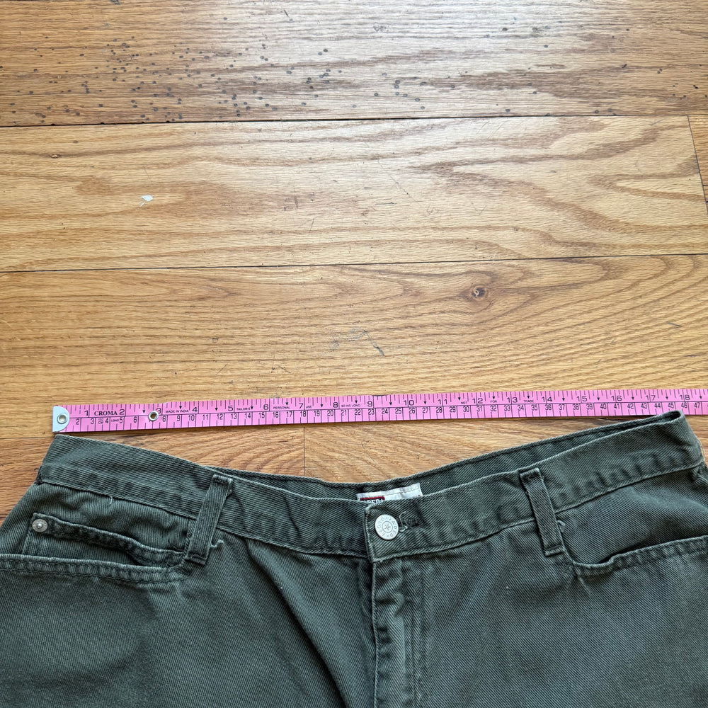 STAR SHORTS(36)