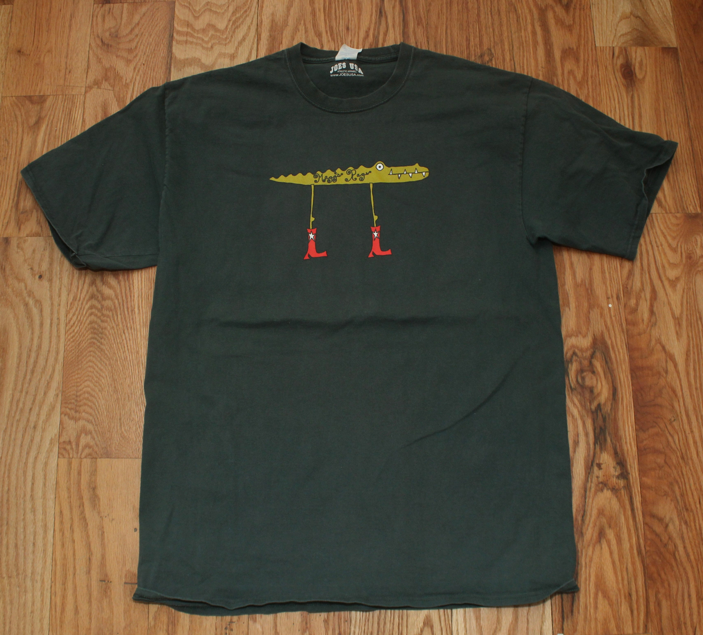 Gator n’ boots tee(large)