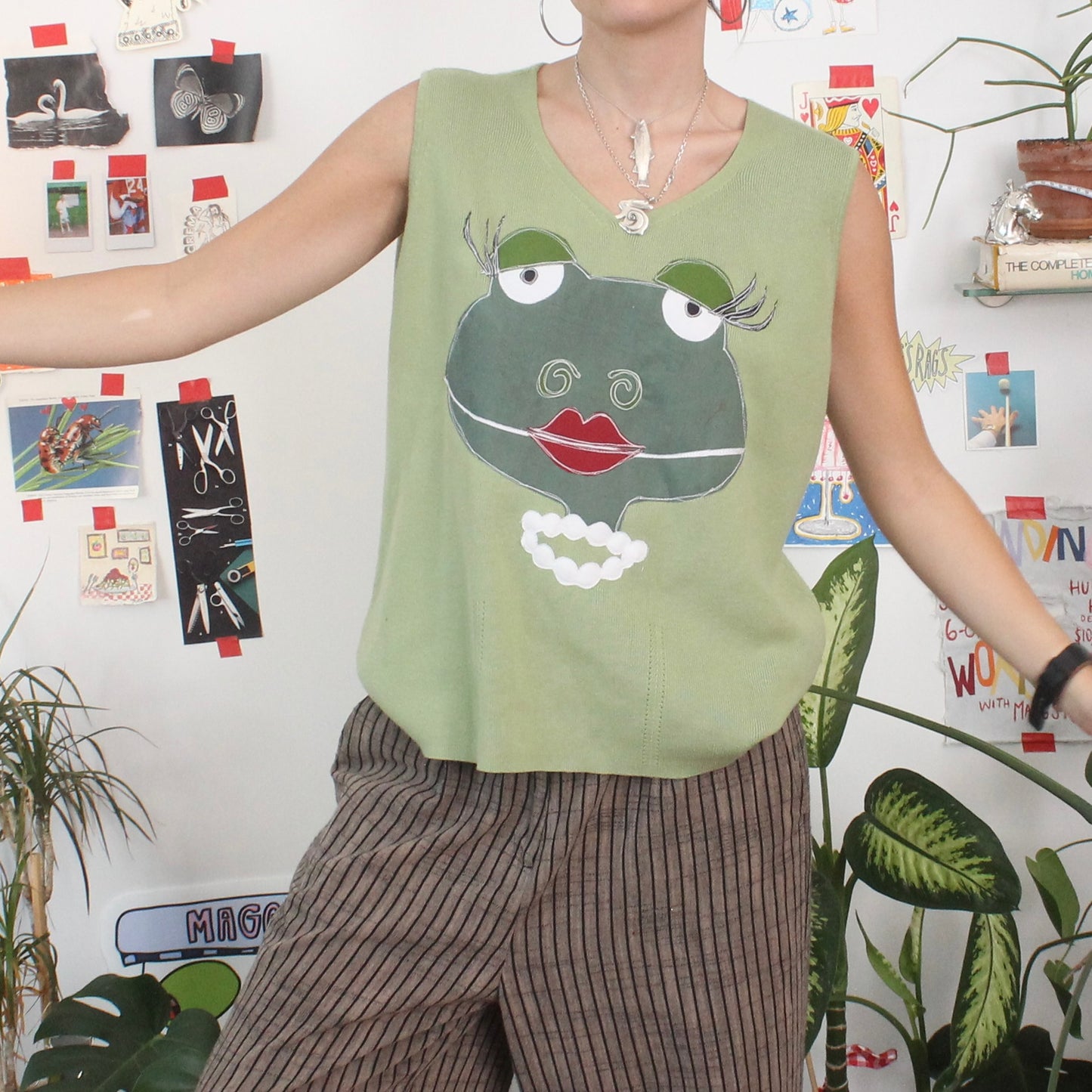 Sassy miss frog tank(XL)