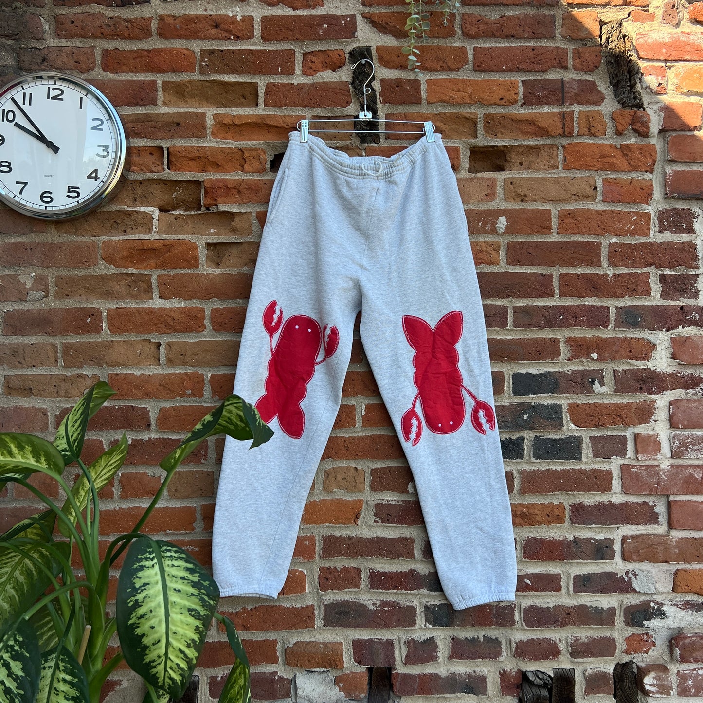 Double lobster sweatpants (medium)