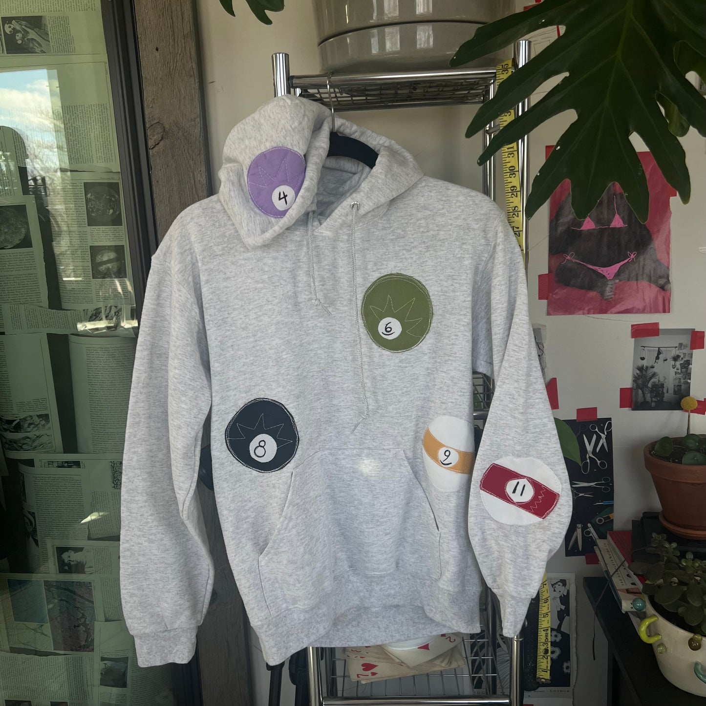 Billiard ball hoodie(medium)