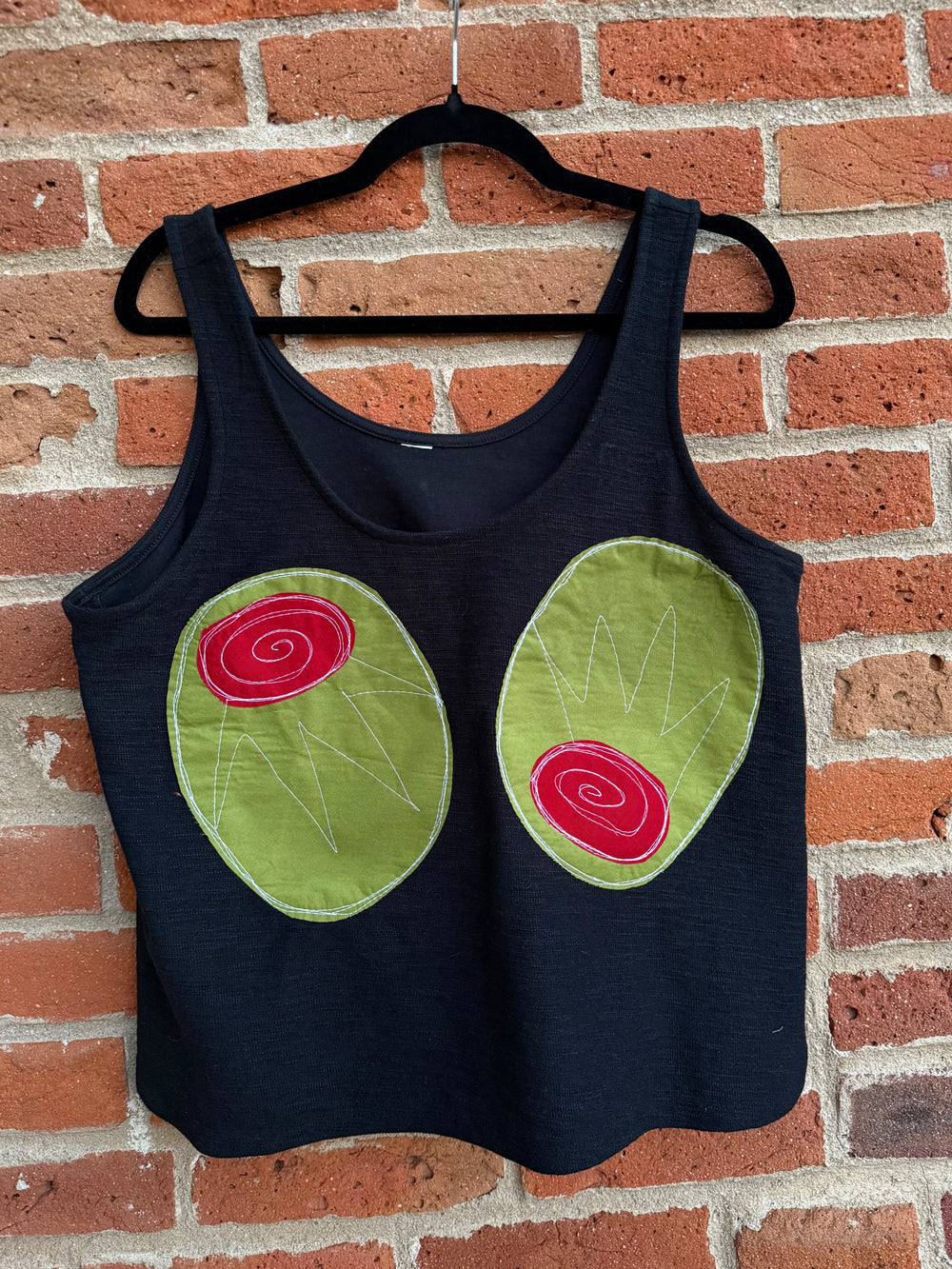 Olive (•)(•)’s (large)