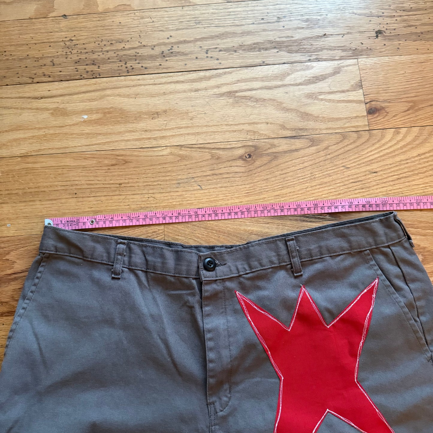 STAR SHORTS(42)