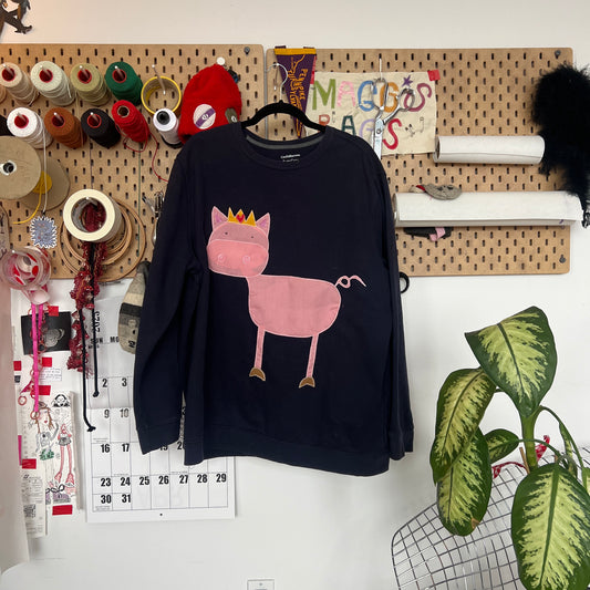 Princess piggy crewneck (xl)