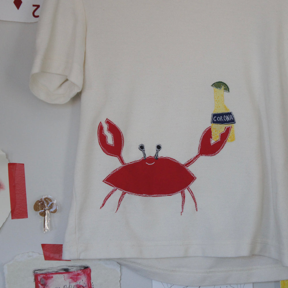 
                      
                        Corona crab tee(medium)
                      
                    