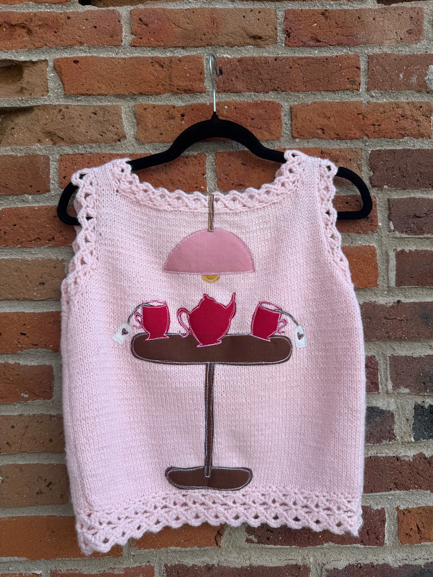 Tea time hand knit tank(S/M)