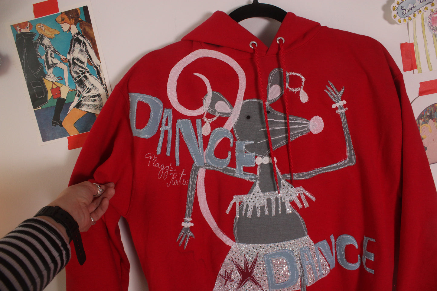 Dance dance rat hoodie(medium)