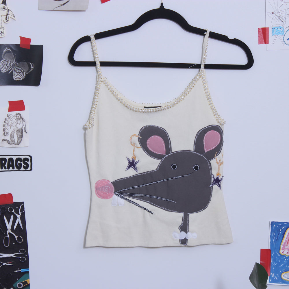 
                      
                        Rat head ft. Pearl trim tank(small)
                      
                    