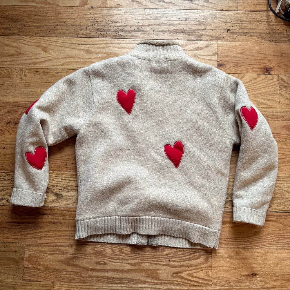 
                      
                        HEARTS fleece(medium)
                      
                    