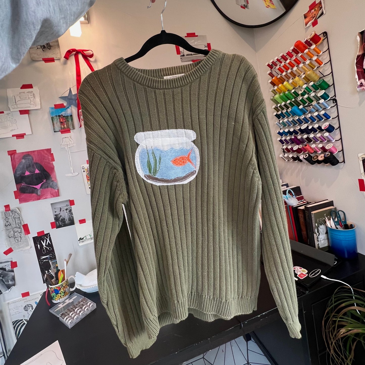 Fish tank sweater(Large)