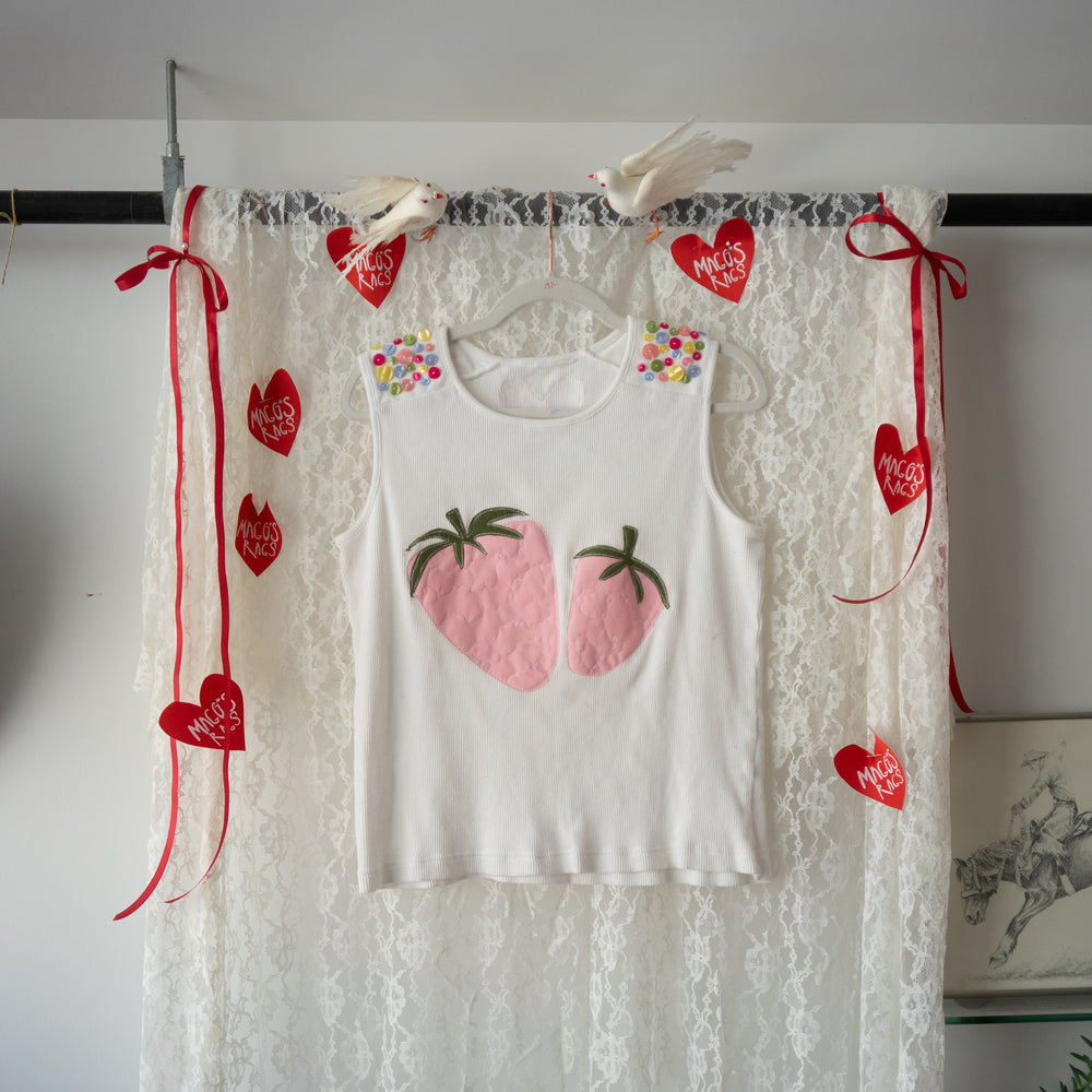 button shoulder strawberry tank (xl)