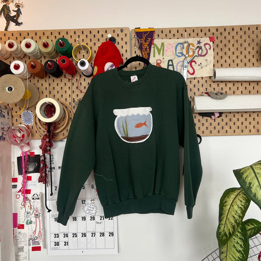 Fishbowl crewneck (large)