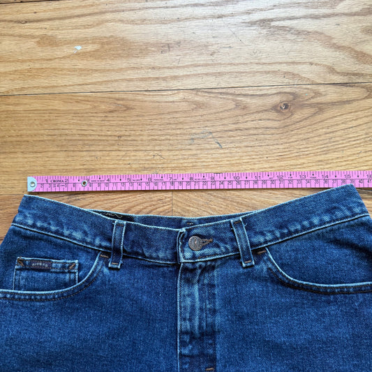 Red star shorts(31)