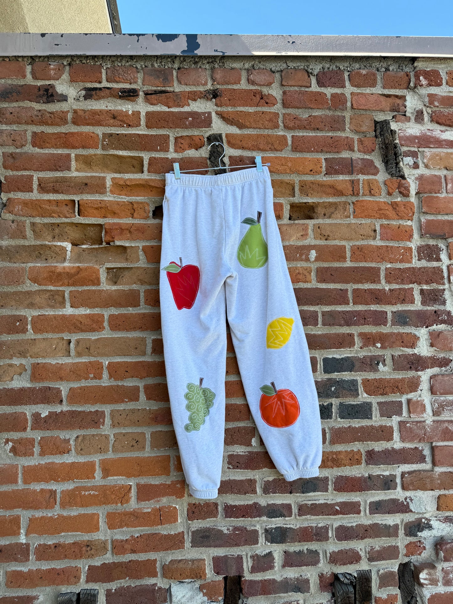 Fruit galore joggers(XS)