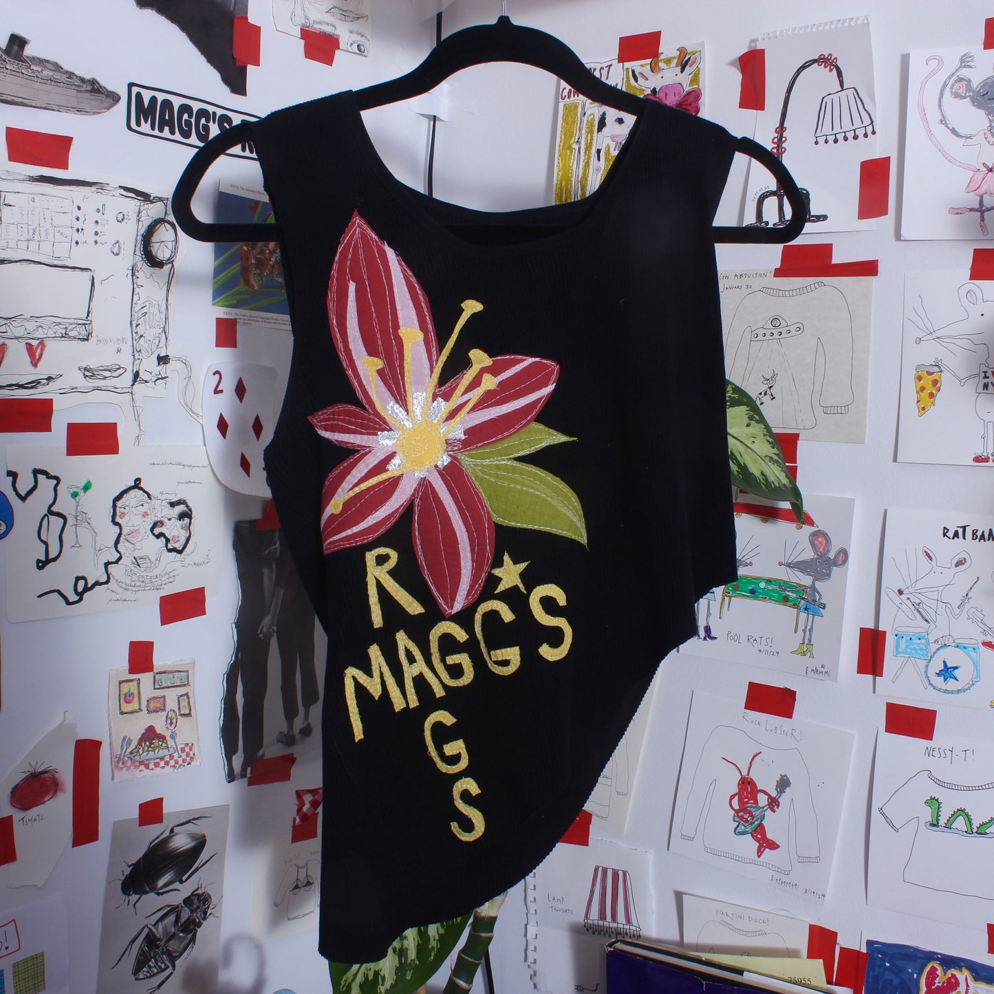Asymmetrical flower tank(M/L)