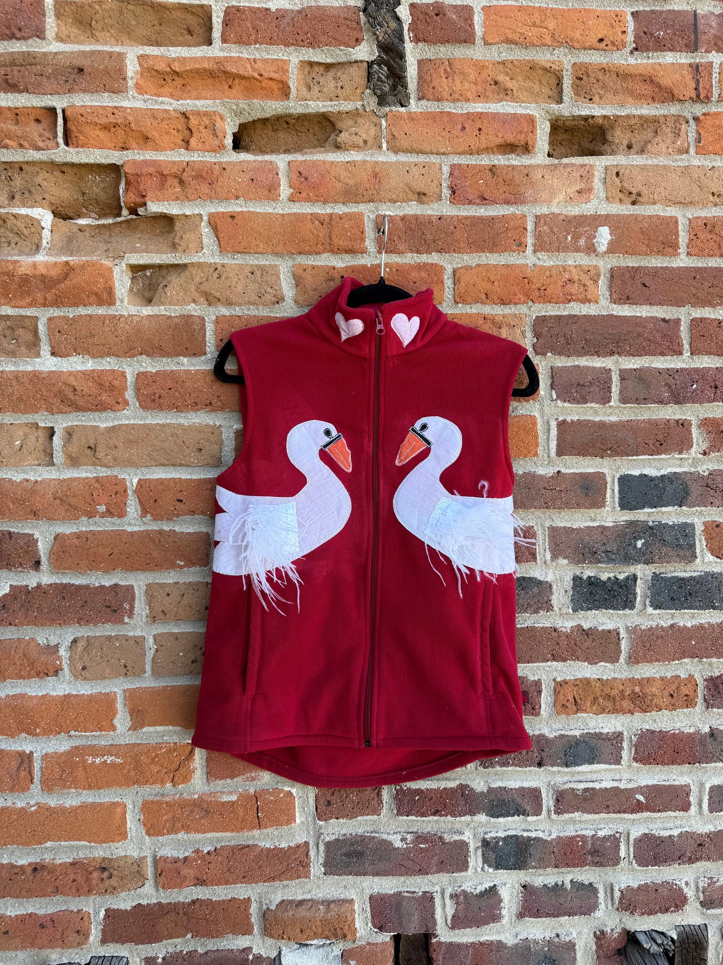 Swan n’ feathers vest(medium)