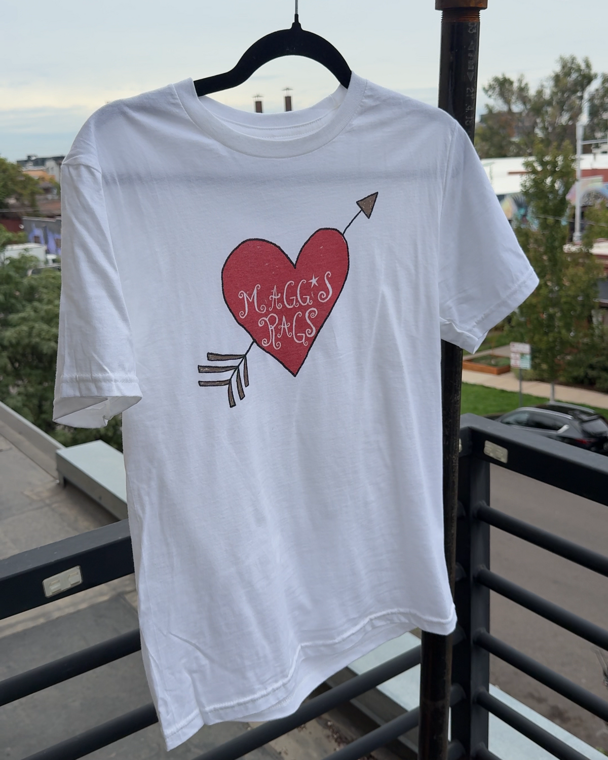 Magg’s Rags heart n’ arrow tee