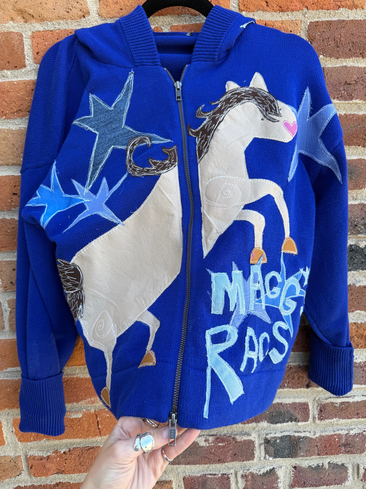 Magg’s Rags horse n’ stars hoodie(large)