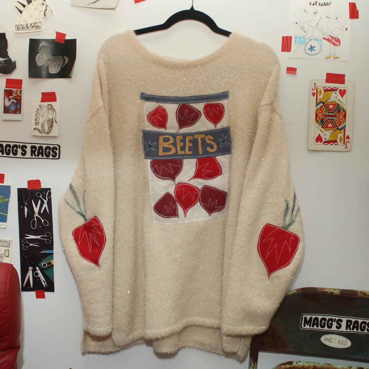 Jar of beets fuzzy sweater(3XL)