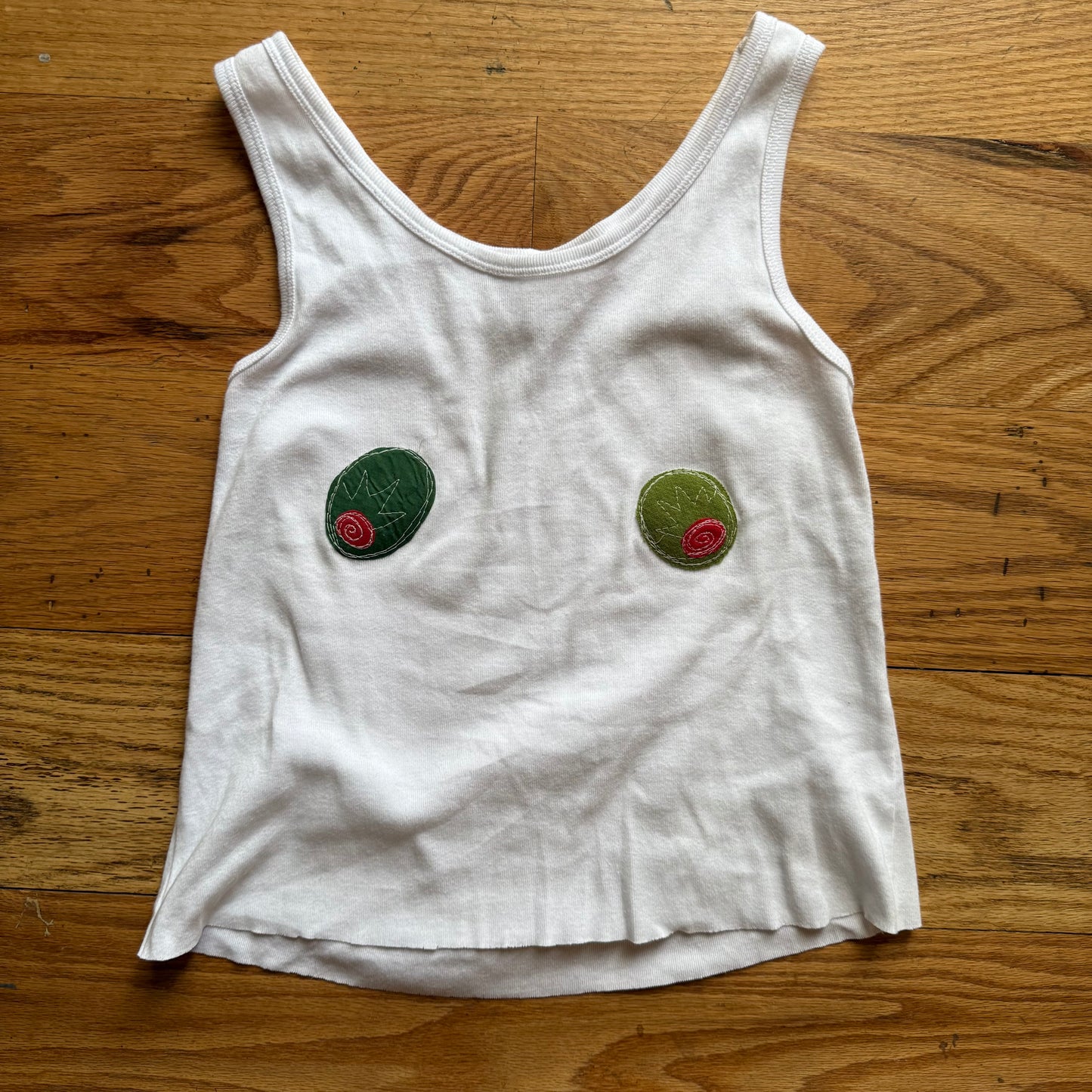 Tiny olive (•Y•)’s