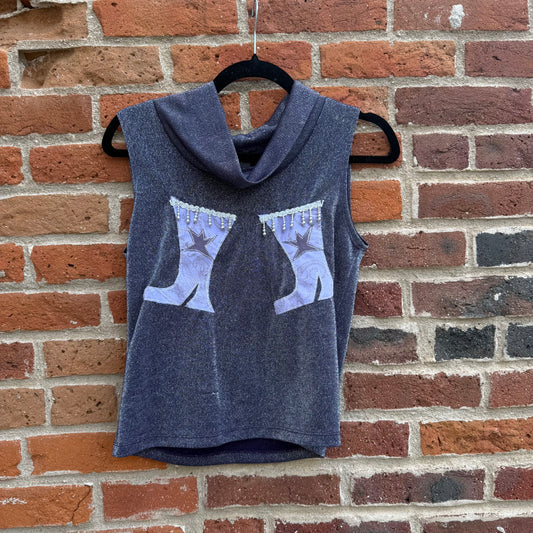 Fringe Boot (•)(•)’s cowl neck tank (medium)