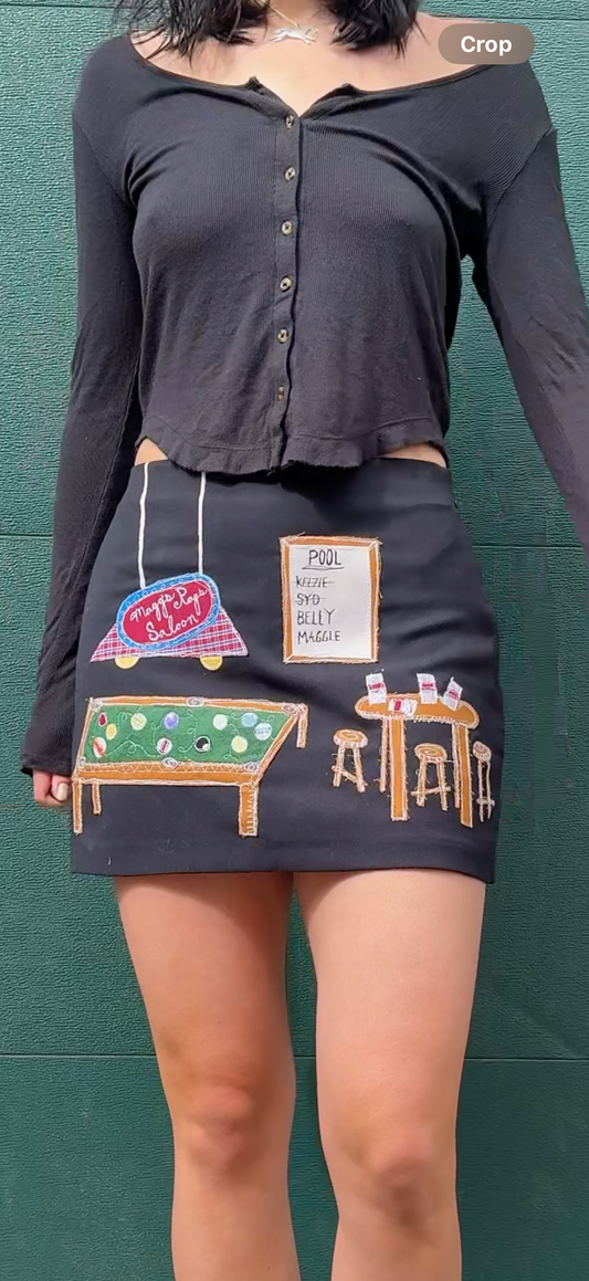 The dive bar mini skirt(2/4)