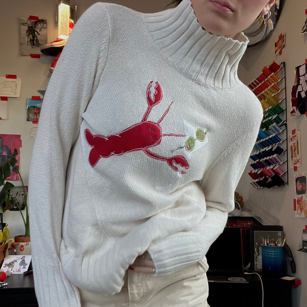 Lobster-tini mock neck(medium)