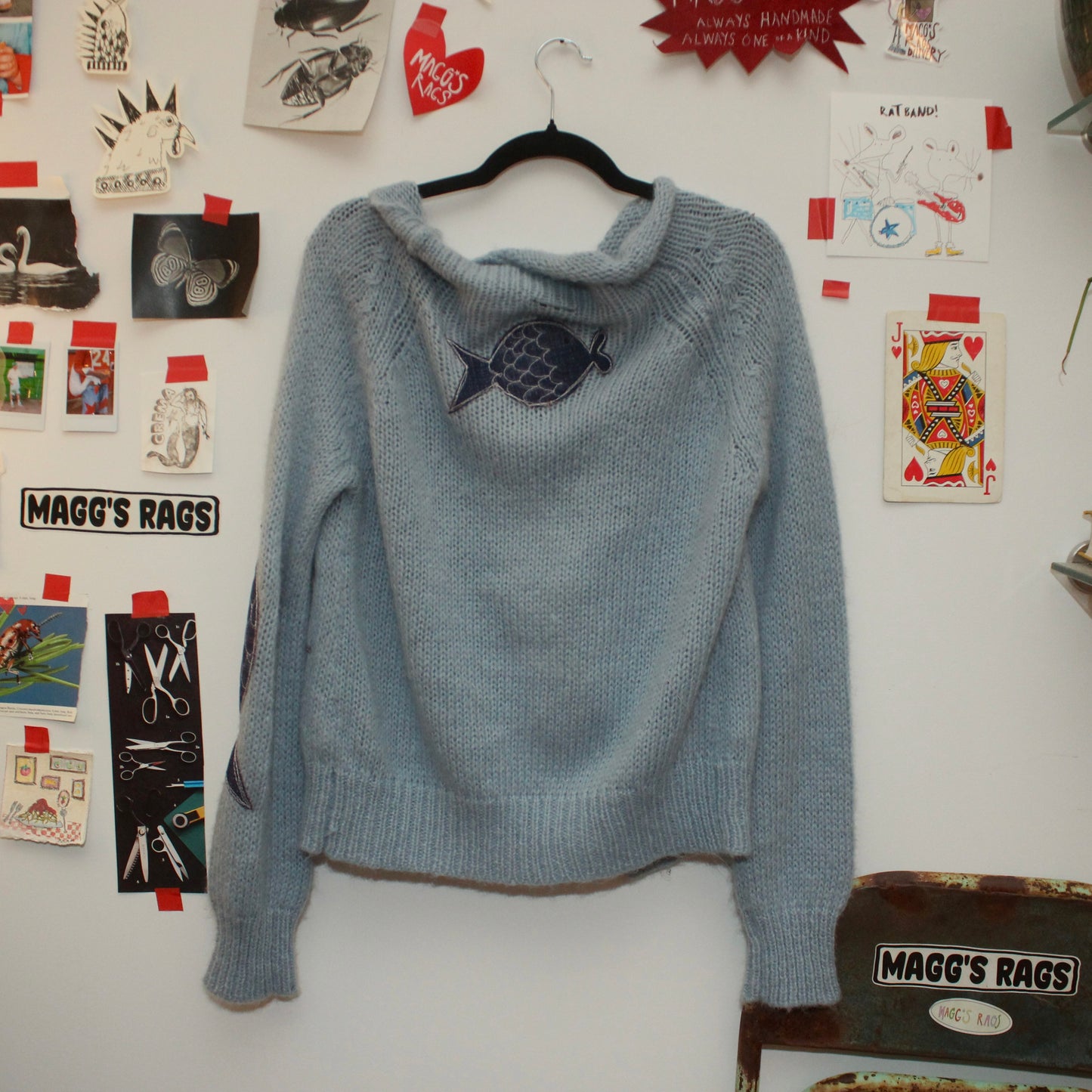Fish fish fish cardigan(medium)