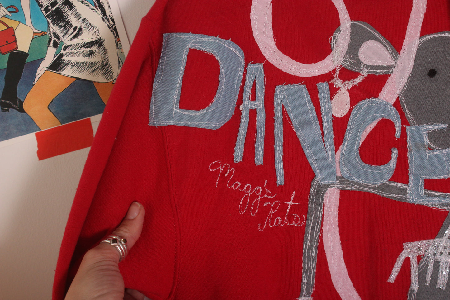 Dance dance rat hoodie(medium)