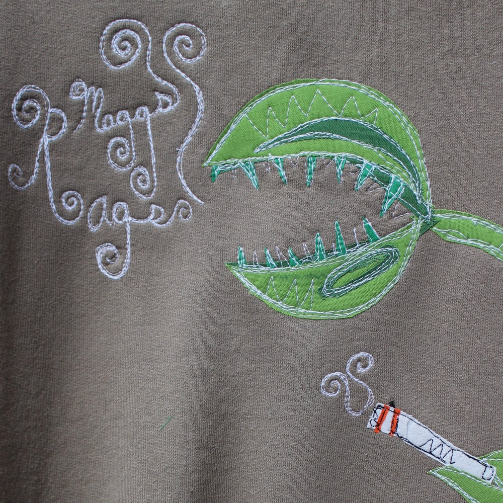 Venus fly trap smokin’ a cigarette crew(XL)