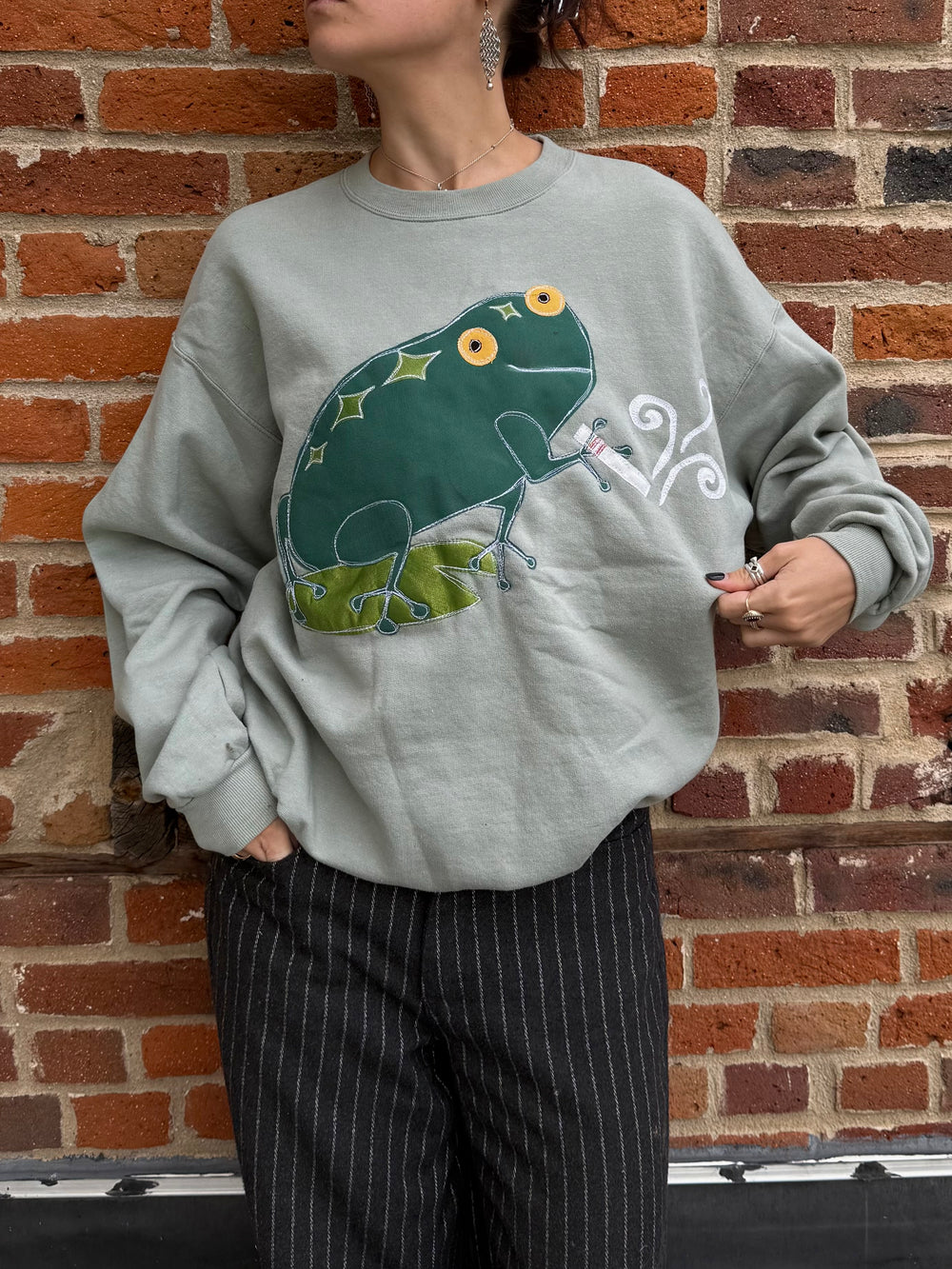 Frog n’ ciggie crew(large)