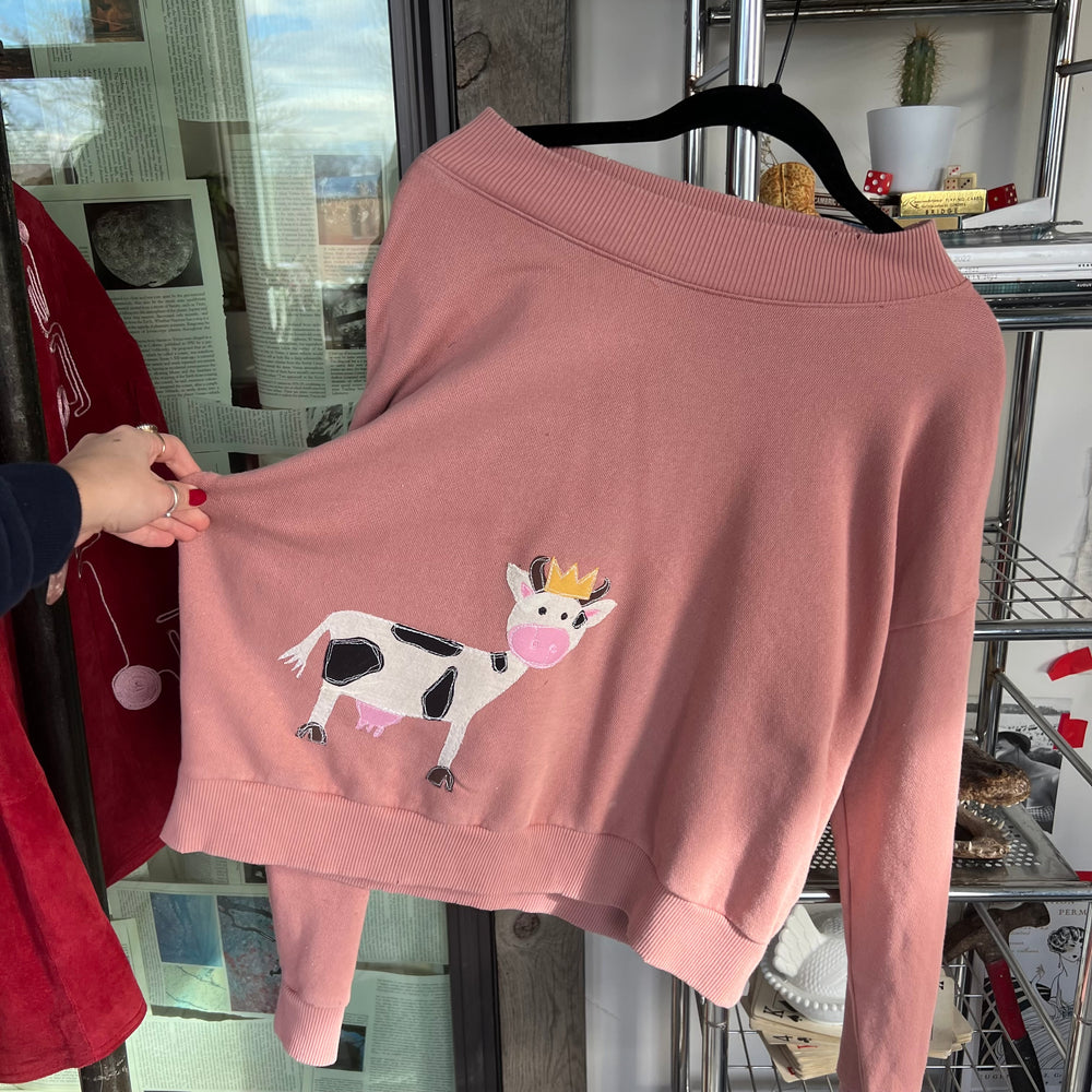 
                      
                        Princess cow crew(medium)
                      
                    