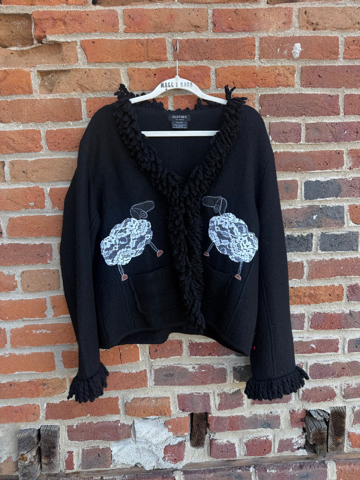 Wool n’ lace shag sheep cardigan(large)
