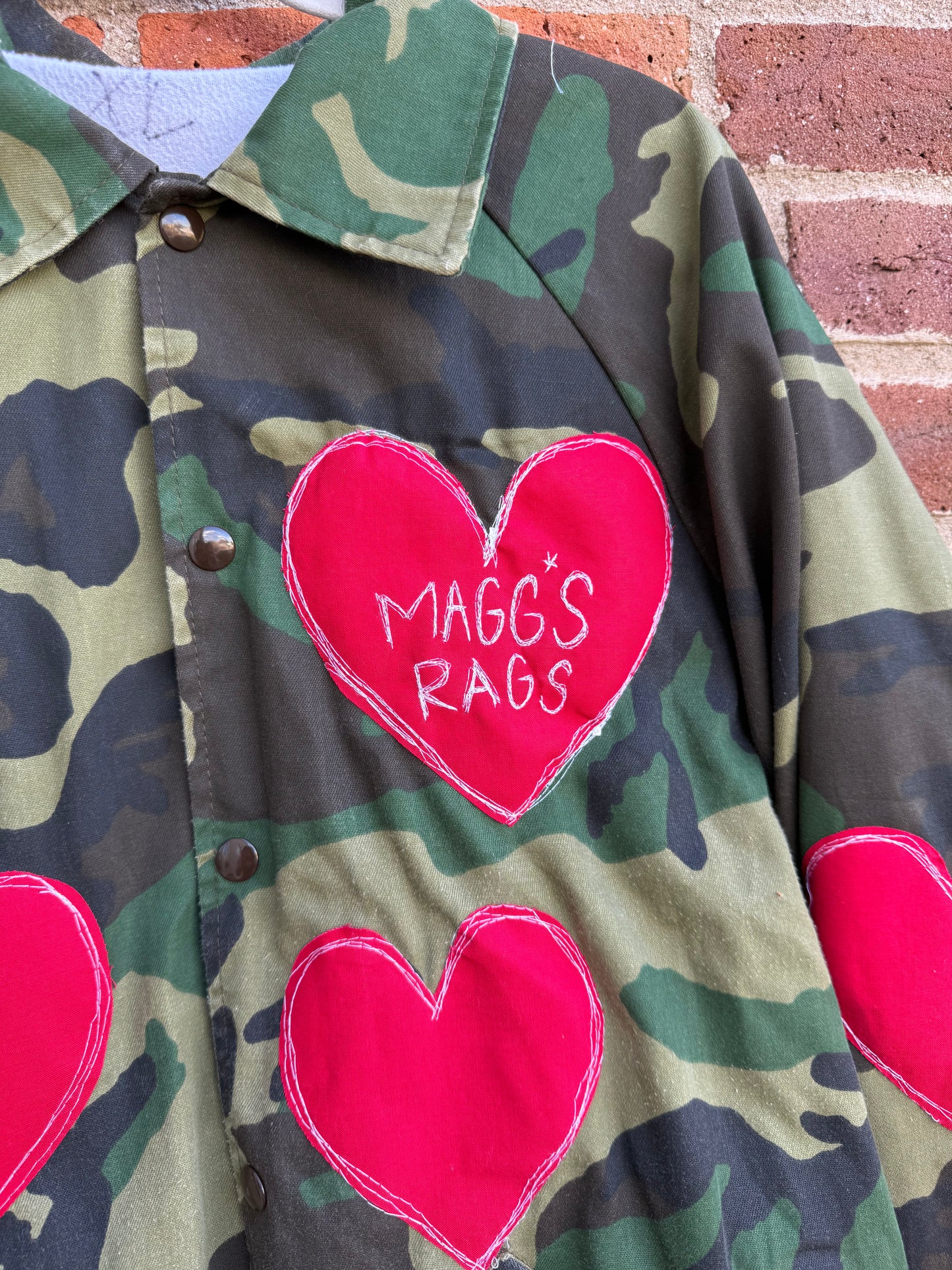 Hearts n' Camo jacket(L/XL)