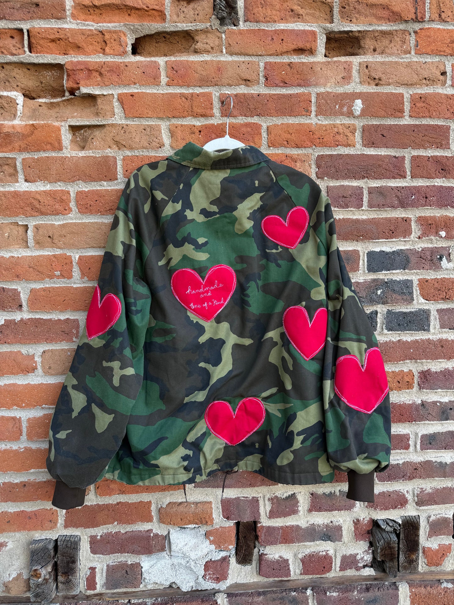 Hearts n' Camo jacket(L/XL)