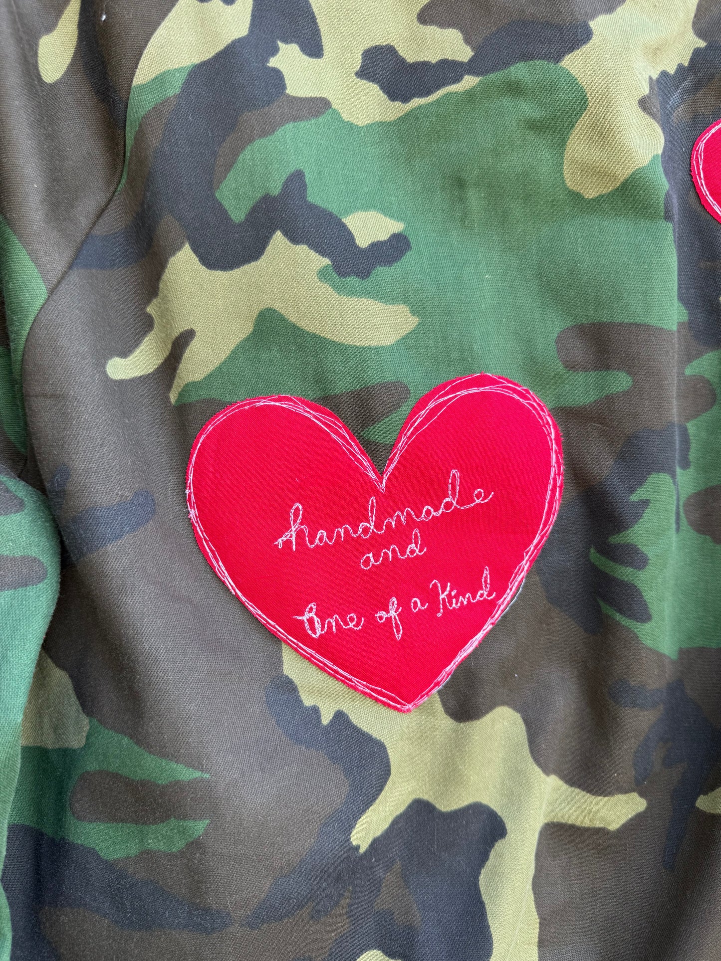 Hearts n' Camo jacket(L/XL)