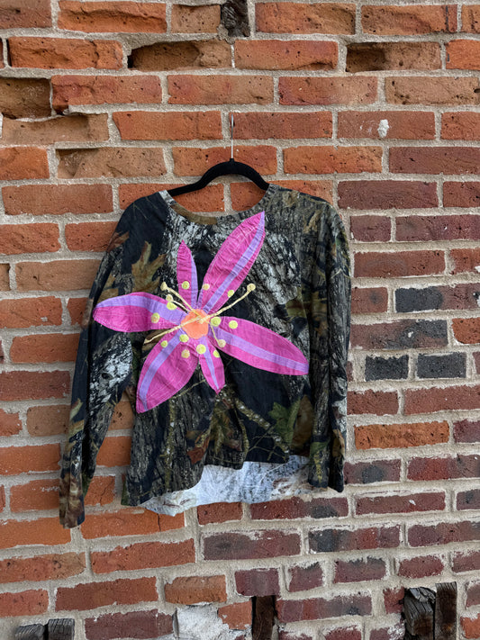 Camo n' Flower Long sleeve(Large)