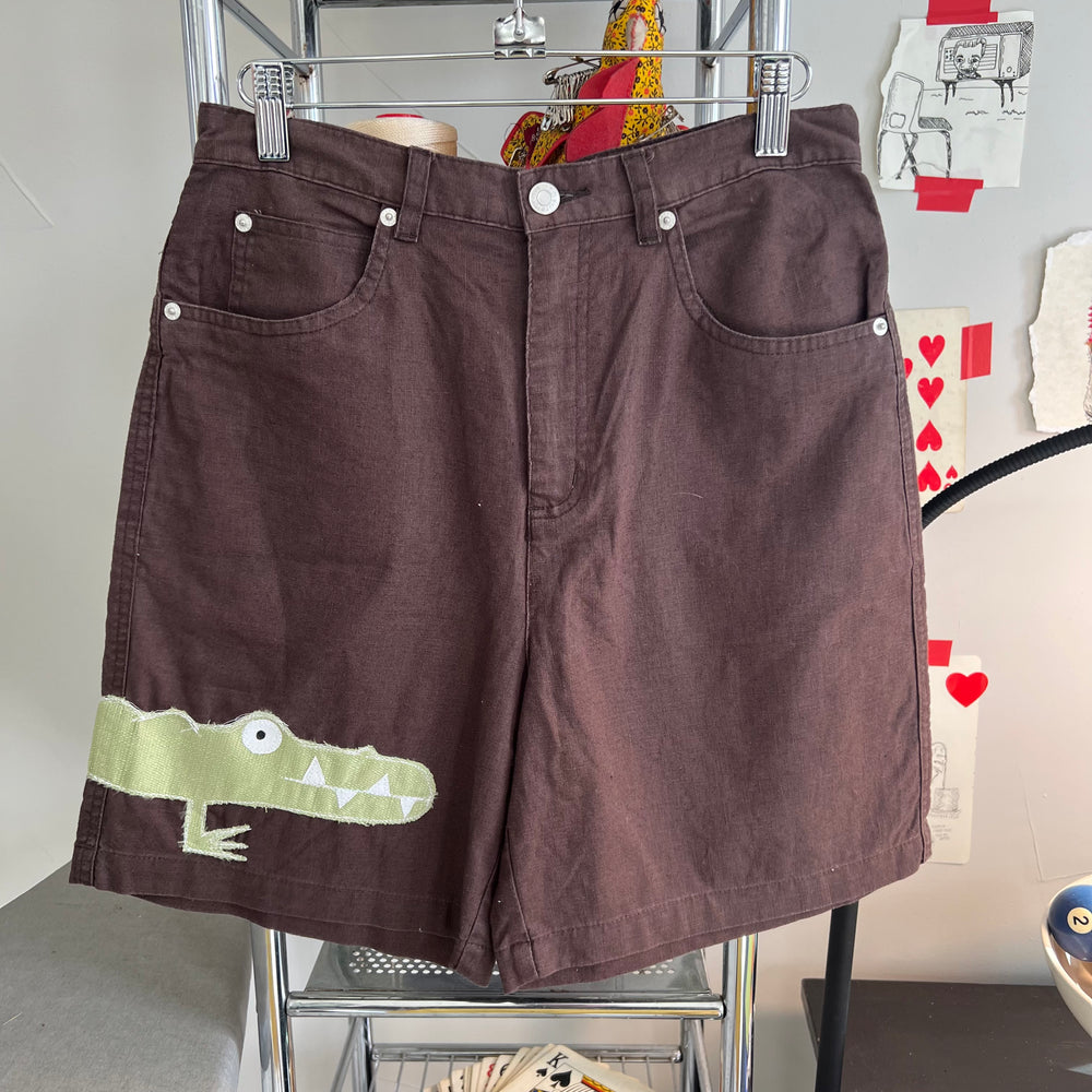 
                      
                        Gator wrap shorts(6)
                      
                    