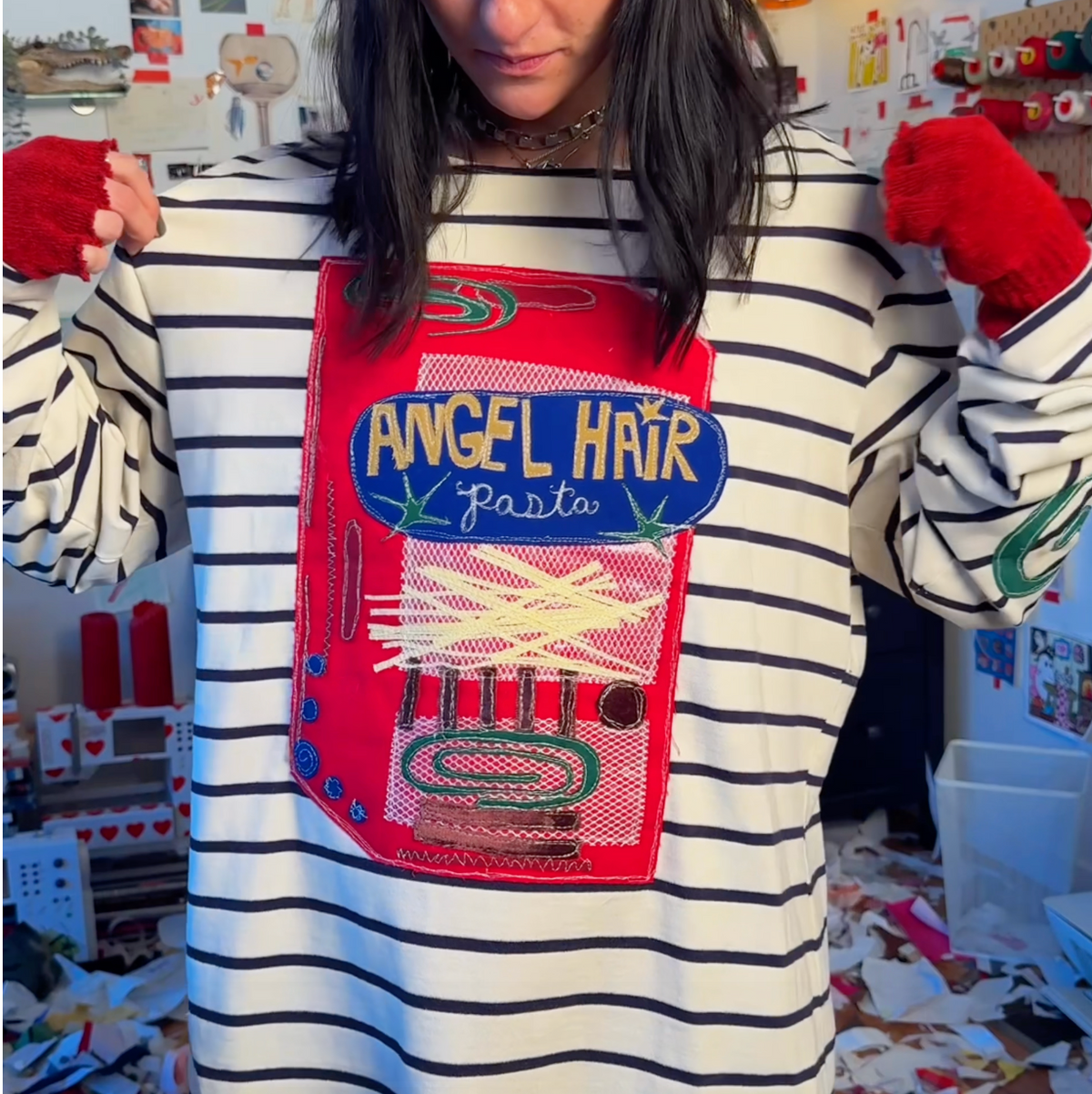 Angel hair pasta tee ft. Swirl and star elbow patches(2XL)