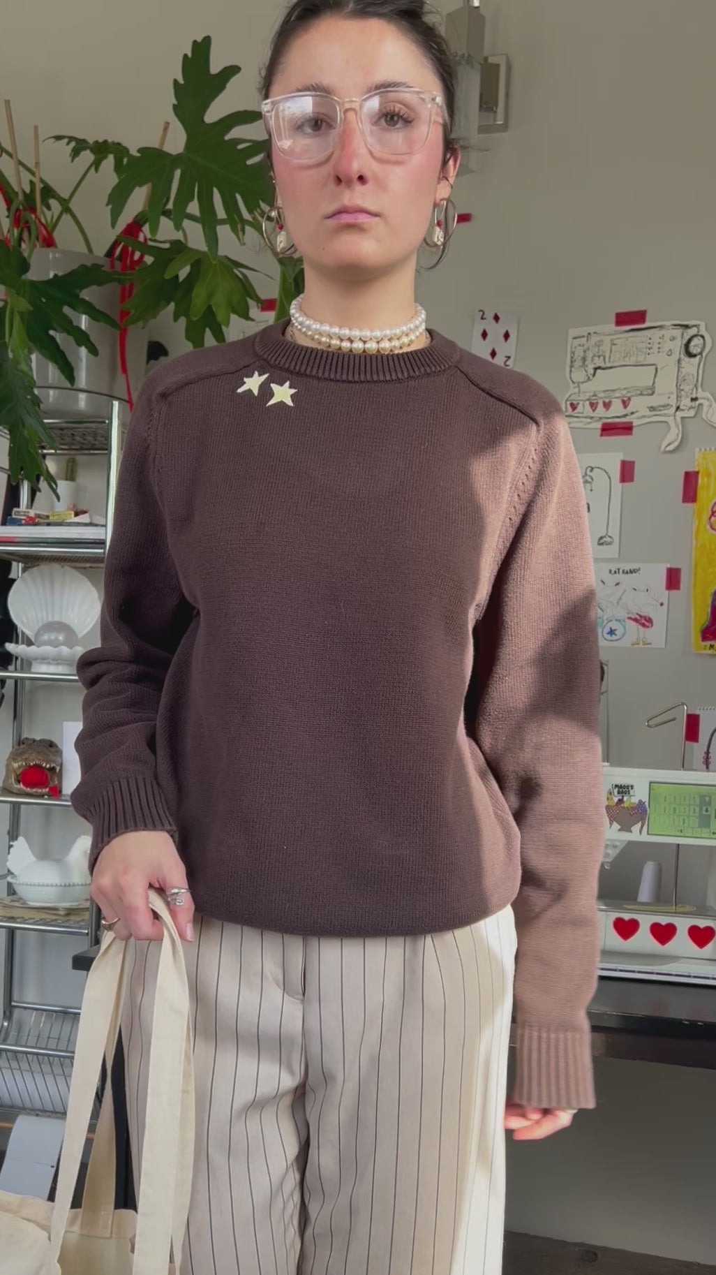 Subtle gator & stars sweater!(Medium)