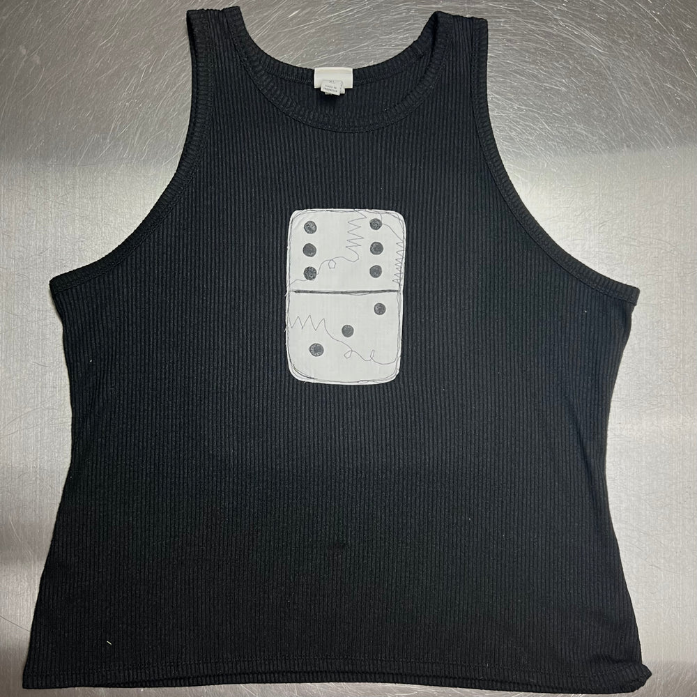 Domino graphic tank